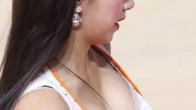 요고요고  치어리더 김보라 흰레이스 브라 가슴골