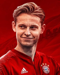 중원 보강 절실한 바이에른 뮌헨…끈질긴 구애, 1년 만에 또 러브콜