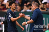 SON, 한국 사람이라 내려치기 당하고 있어...포스테코글루 감독의 '손흥민=월드클래스' 확신