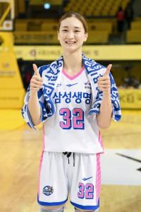 부상 딛고, 9연패 끊고, 라이벌 꺾었다…농구판 꼴찌들의 ‘특별한 1승’