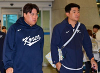 39세 류현진, WBC 최고참 아닌 게 행복?…노경은 형 있어 큰 위안 된다