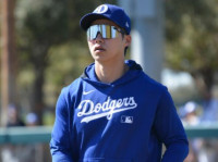 다저스 최고 연봉 투수를 상대로? 김혜성, 라이브 피칭서 '대형 홈런' 쾅! 개막 로스터 보인다