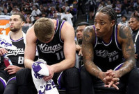 설상가상 부상 악재... '12승 44패' 최하위 새크라멘토, 사보니스·라빈 결국 시즌 아웃