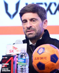 “교통체증 없는 제주, 최고 환경”… 세르지우 코스타 감독의 출사표