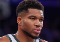 NBA 분석 | 로스앤젤레스 레이커스, 야니스 아데토쿤보 영입 검토… 관건은 루카 돈치치의 역할 조정