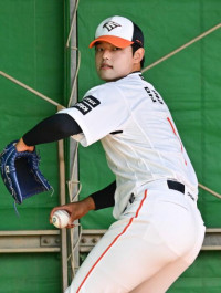 “이사 가는 거 아니죠?” 307억 잭팟에 웃은 문동주, 속내엔 두 가지 고민