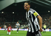 ‘손흥민의 전설적 역습’ 뉴캐슬, 수적 열세 딛고 맨유 2-1 승리···마이클 캐릭, 8경기 만에 첫 패배