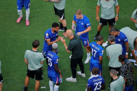 FIFA, 2026 월드컵서 전반·후반 '3분 냉각 시간' 도입… 추가 시간도 늘어난다