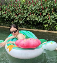 “마음이 믿으면 몸이 해낸다”…김히어라, 발리 녹색 비키니