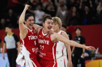 한국, 17회 연속 월드컵 진출 가능성 높아…일본은 3연패로 탈락 위기, 희비 엇갈리는 FIBA 여자농구 최종예선