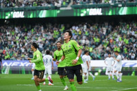 전북, 100번째 더비서 2-0 완승… 이승우 쐐기골·조위제 선제포
