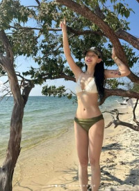 AOA 출신 지민, 41kg 뼈말라인데 반전 볼륨감..비키니핏 '감탄'