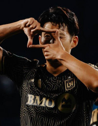 손흥민 대박 경사! 챔피언스컵 4강 진출, 후반 추가시간 6분 푸스카스급 폭풍 질주→LA FC, 크루스 아술 합계 4-1 제압