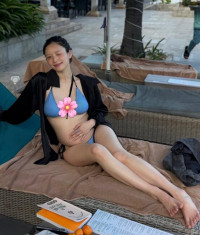 “샤워도 같이 하는 부부” 김지영, 나트랑서 비키니로 드러낸 과감한 D라인