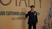 ‘올림픽 金’ 최민정, ‘라디오쇼’ 박명수 등과 나란히 선 김진수 “FC서울 팬이 원하는 결과 이룰 거야”